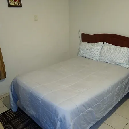 Two Bedroom Apartment - North East Bronx